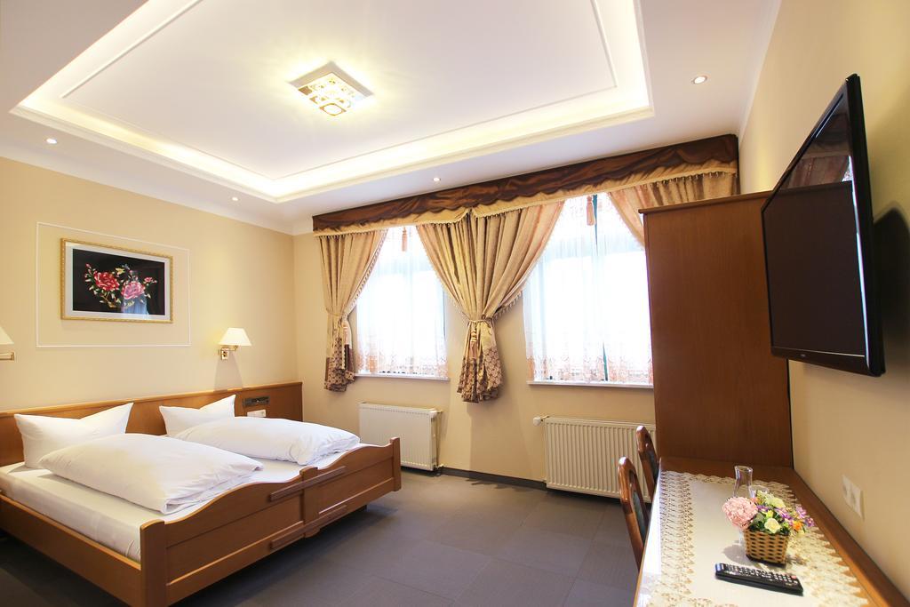 Hotel Europaeischer Hof Elsterwerda Extérieur photo