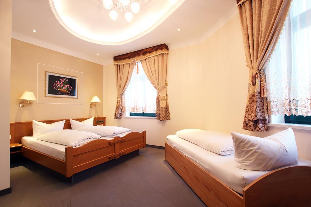 Hotel Europaeischer Hof Elsterwerda Extérieur photo